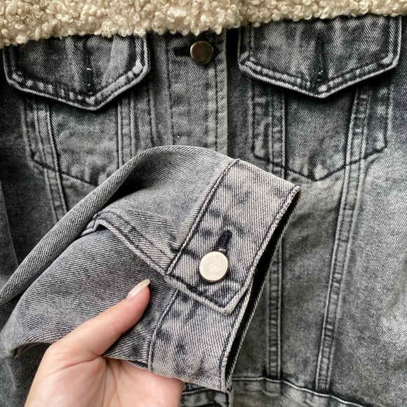 Never Worn ✨ Unique Sherpa Jean Jacket by Ava and Kris - Picture 2 of 3